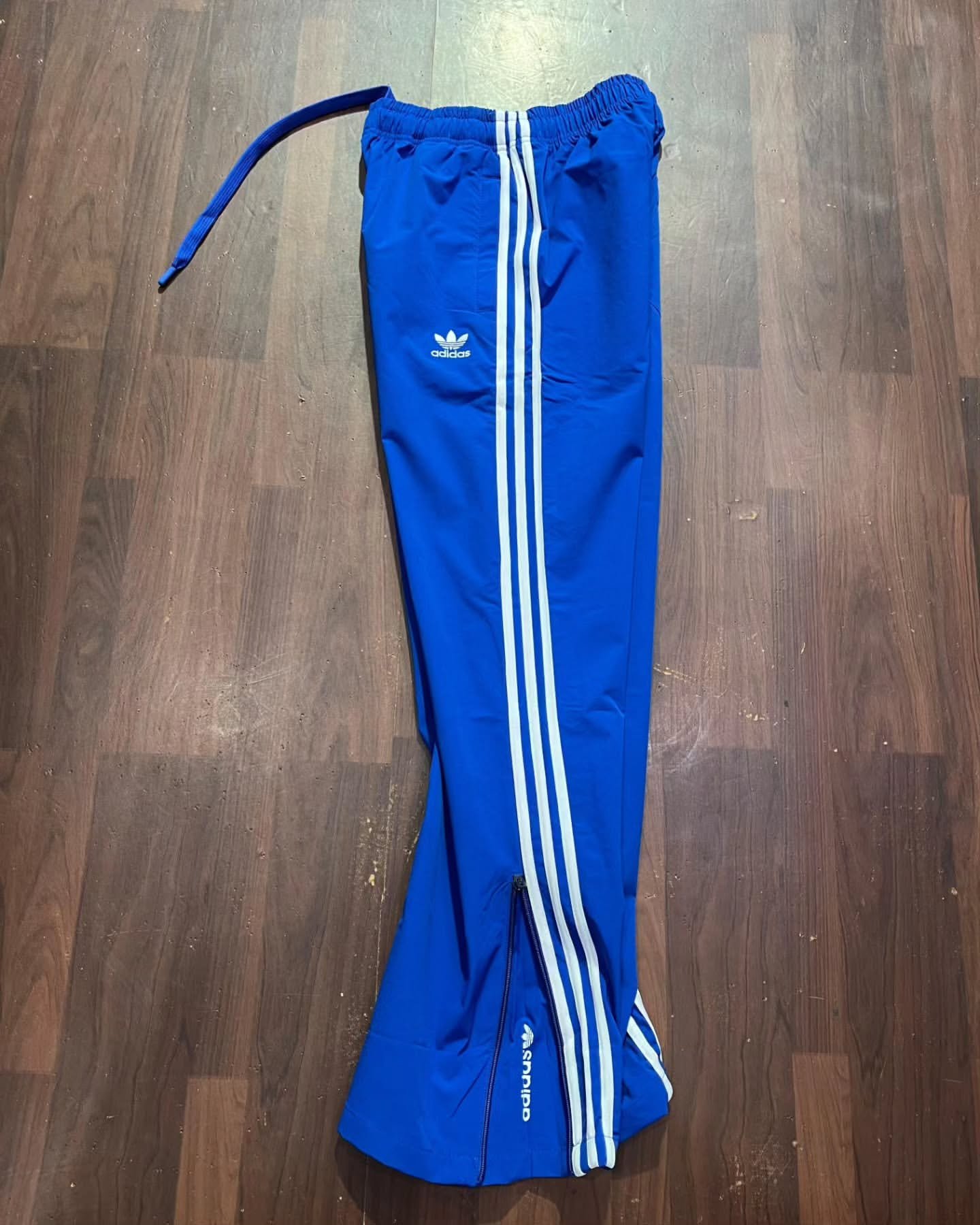 Blue Striped Men’s Track Pant – Comfortable & Stylish Sportswear