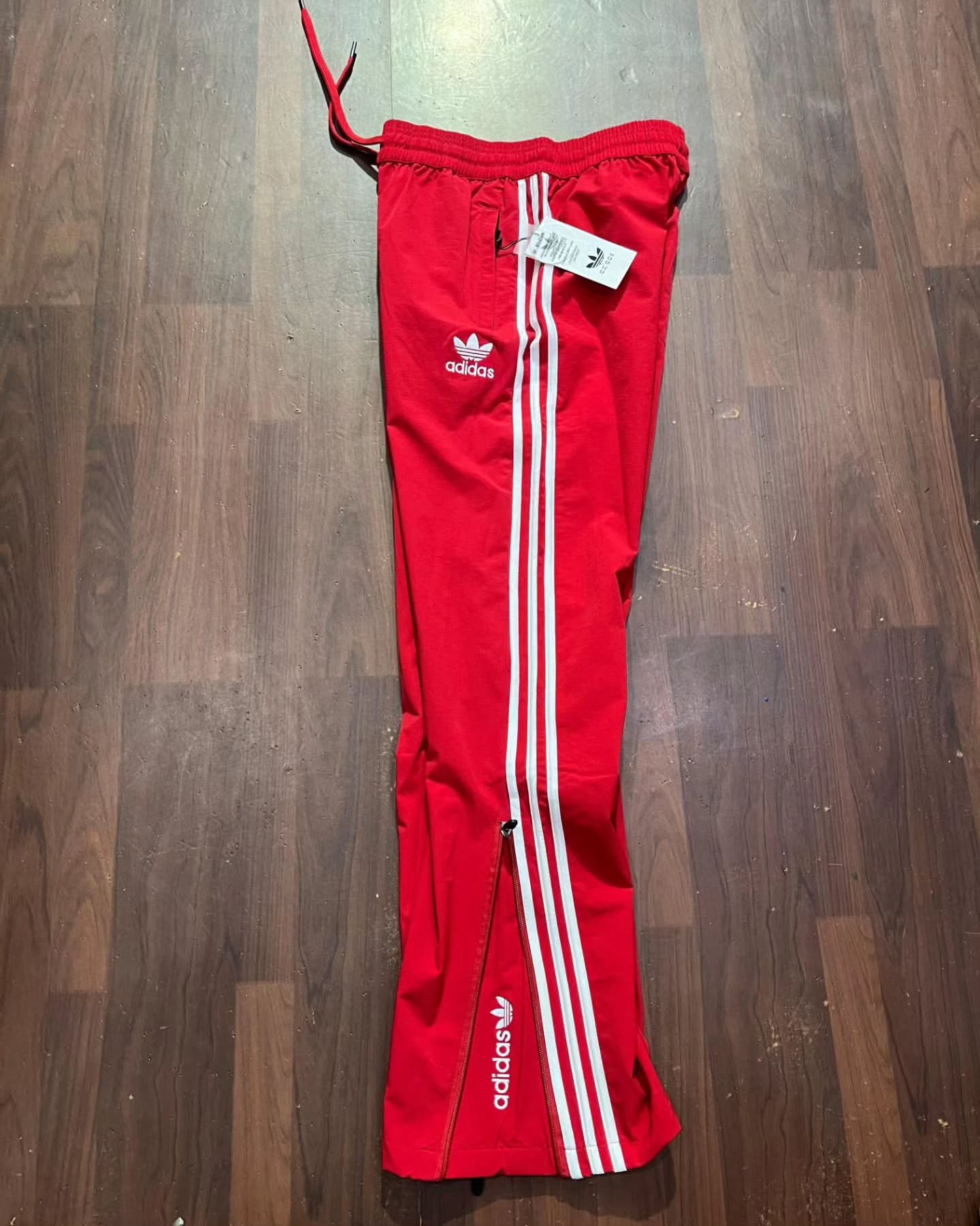 Men's Red Trackpant with Side Stripes – Stylish & Comfortable